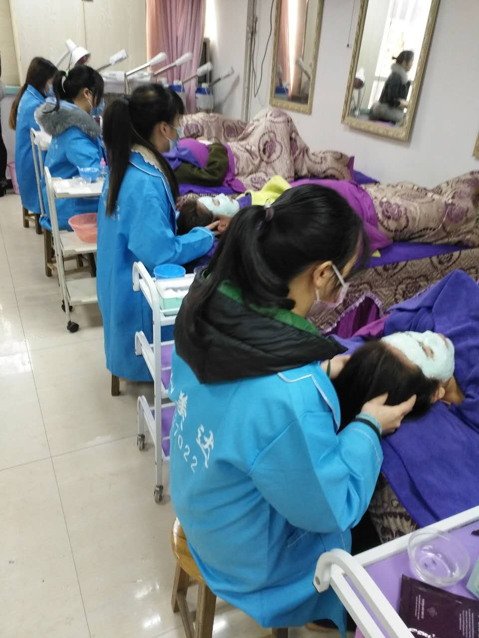 怀化美容培训学校