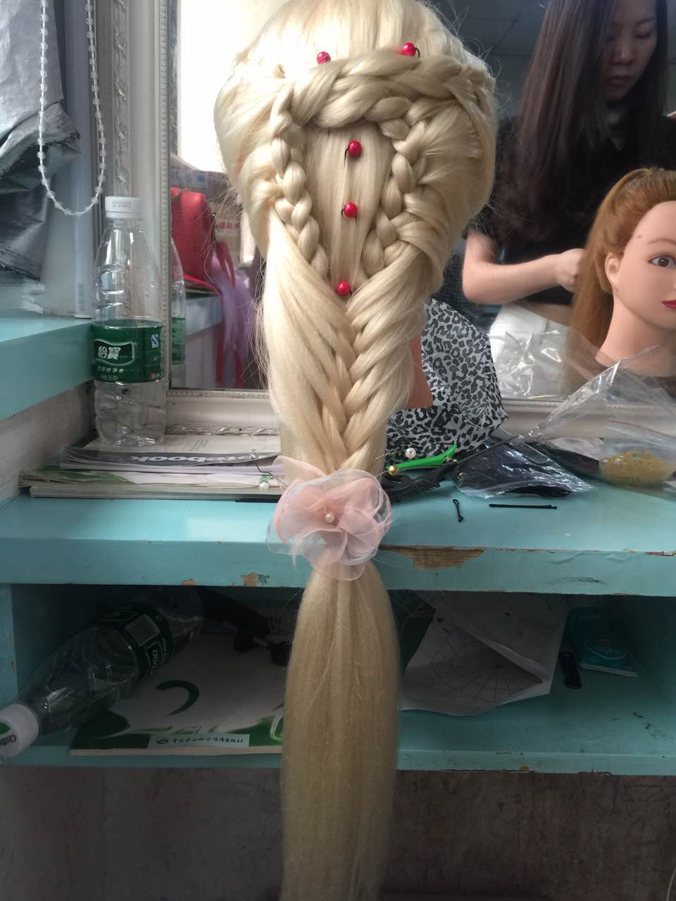 怀化哪里有好的化妆学校？